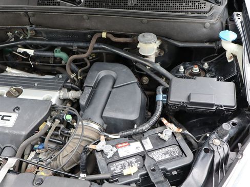 Used 2004 Honda CR-V LX image 38