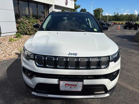 Used 2022 Jeep Compass Limited AWD/4WD image 11