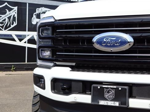 Used 2025 Ford F350 Platinum AWD/4WD image 10
