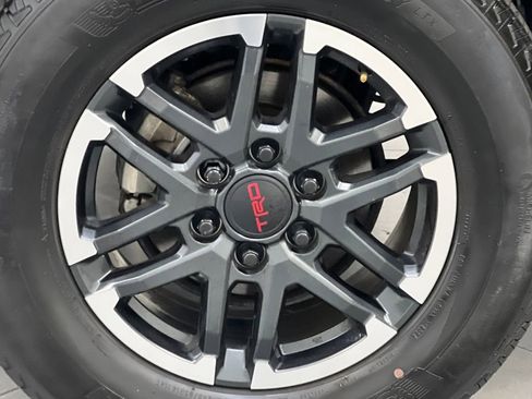 Used 2024 Toyota Tacoma TRD Sport RWD image 14