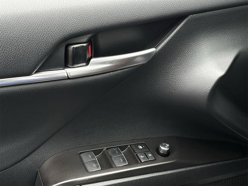 Used 2024 Toyota Camry XSE image 21