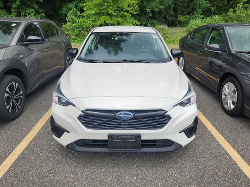Used 2024 Subaru Impreza 2.0i AWD/4WD image 2