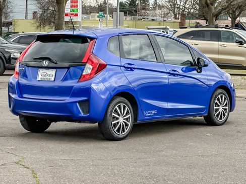 Used 2017 Honda Fit LX image 4