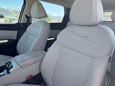 Used 2025 Hyundai Tucson SE AWD/4WD image 11