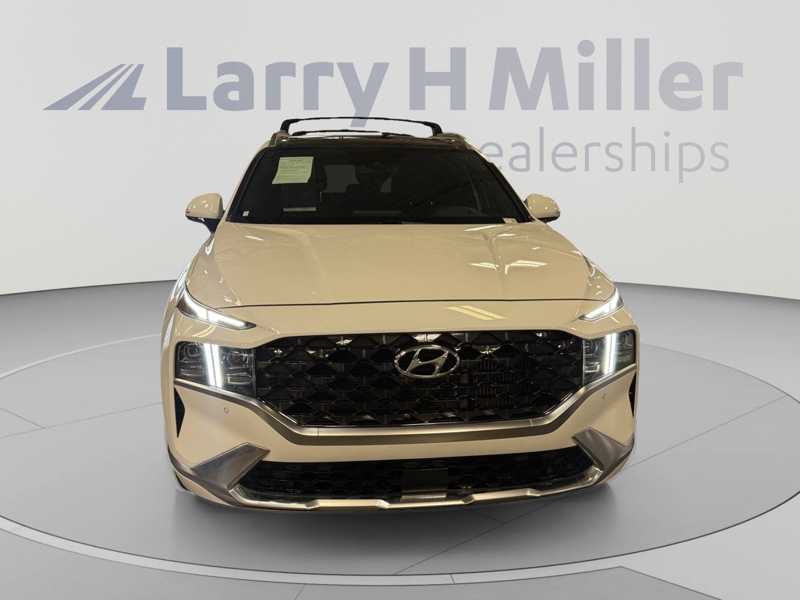 Used 2023 Hyundai Santa Fe Calligraphy FWD image 8
