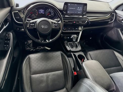 Used 2021 Kia Seltos EX AWD/4WD image 17