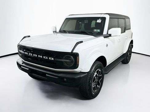 Certified 2024 Ford Bronco Outer Banks AWD/4WD image 3