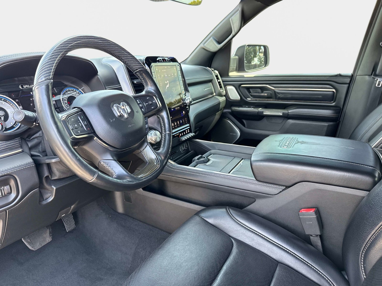 Used 2019 RAM 1500 Limited AWD/4WD image 33