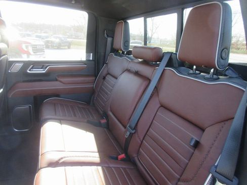 New 2026 GMC Sierra 2500 Denali Ultimate image 16