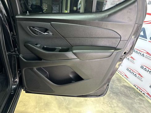 Used 2023 Chevrolet Traverse LT w/ LPO, Floor Liner Package AWD/4WD image 47