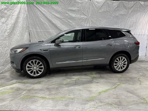 Used 2019 Buick Enclave Essence image 13