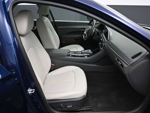 Certified 2022 Hyundai Sonata Limited FWD image 26