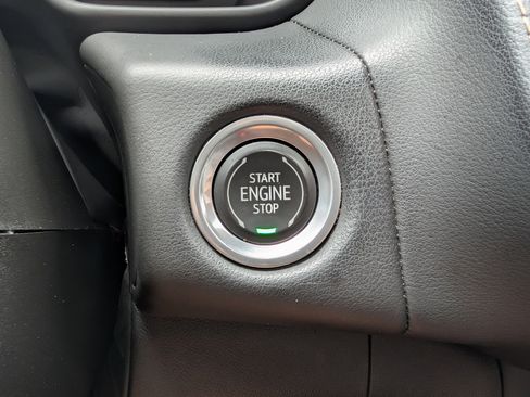 Used 2023 Chevrolet Tahoe Premier RWD image 35