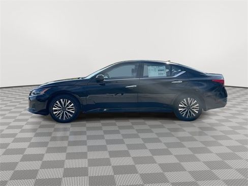 New 2025 Nissan Altima 2.5 SV w/ SV Premium Package image 6