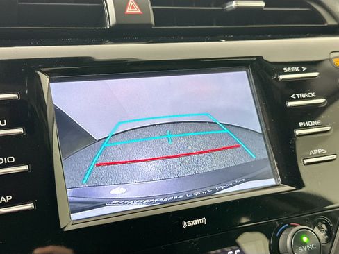 Used 2020 Toyota Camry SE image 13