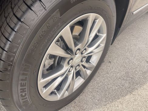 Certified 2023 Cadillac XT5 Premium Luxury AWD/4WD image 10