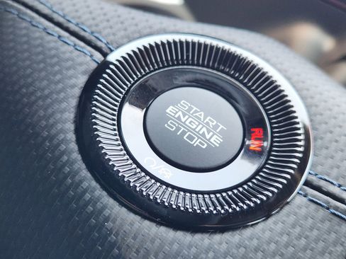 New 2026 Jeep Compass Latitude image 17