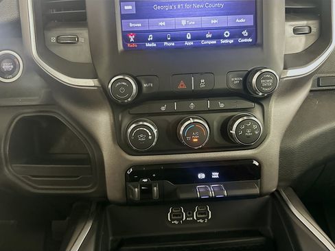 Used 2019 RAM 2500 Big Horn RWD image 22