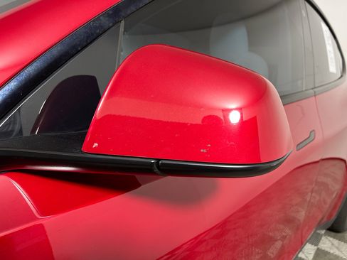 Used 2021 Tesla Model Y Long Range image 13