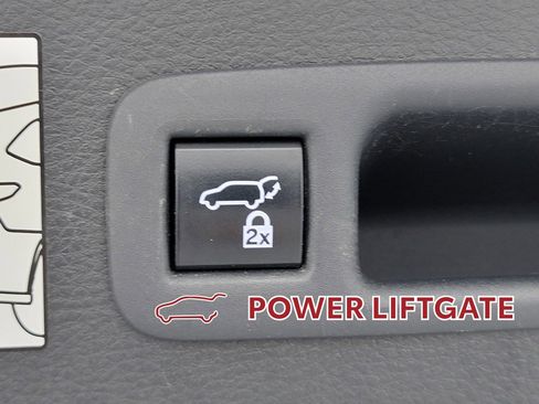 Used 2021 Toyota Sienna Platinum w/ Protection Package (TMS) FWD image 39