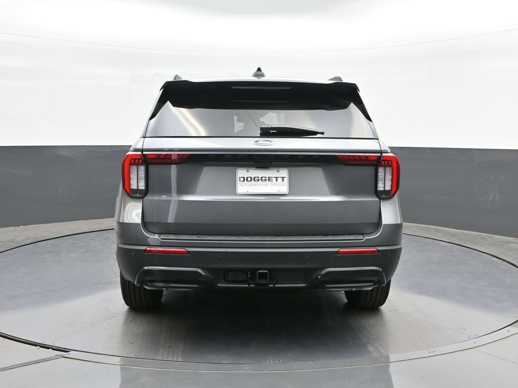 New 2026 Ford Explorer ST-Line w/ Premium Package RWD image 8