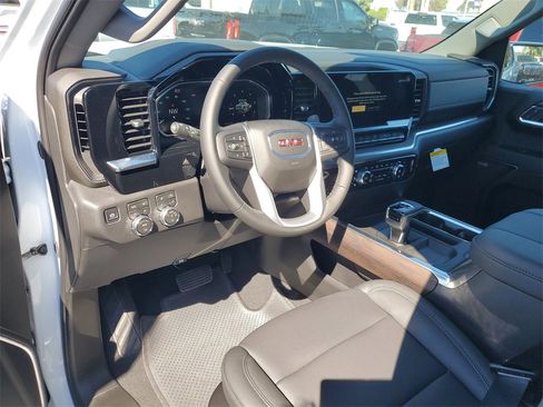 New 2026 GMC Sierra 1500 SLT w/ SLT Premium Package image 10