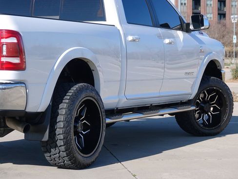 Used 2020 RAM 2500 Laramie image 26