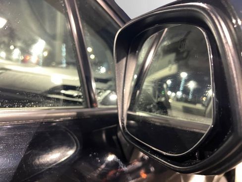 Used 2021 Toyota Sienna Limited image 13