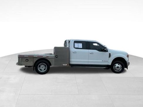 Used 2022 Ford F350 Lariat w/ FX4 Off-Road Package image 11