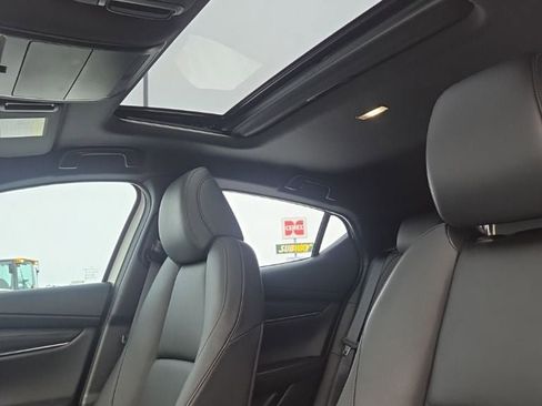 Used 2024 MAZDA MAZDA3 s image 25