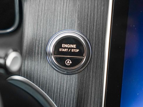 Certified 2026 Mercedes-Benz GLC 300 image 18