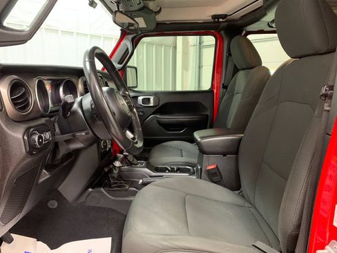 Used 2020 Jeep Wrangler Unlimited Sport S AWD/4WD image 17