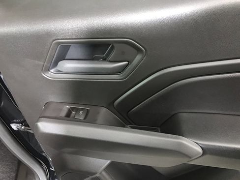 New 2026 Chevrolet Colorado W/T image 17