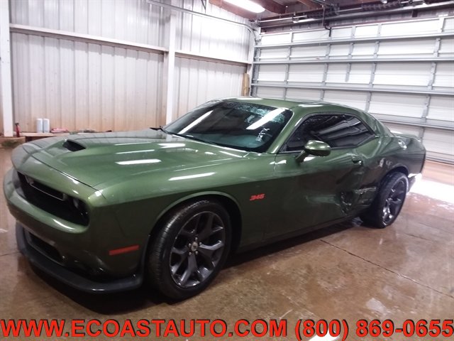 Used 2019 Dodge Challenger R/T RWD image 1