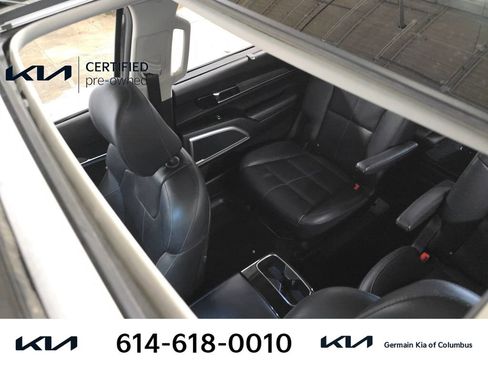 Certified 2022 Kia Telluride EX w/ EX Premium Package AWD/4WD image 21