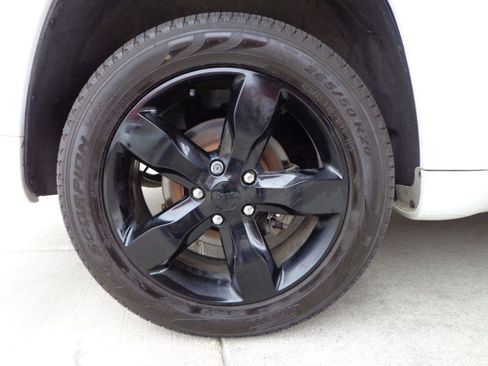 Used 2015 Jeep Grand Cherokee High Altitude AWD/4WD image 10