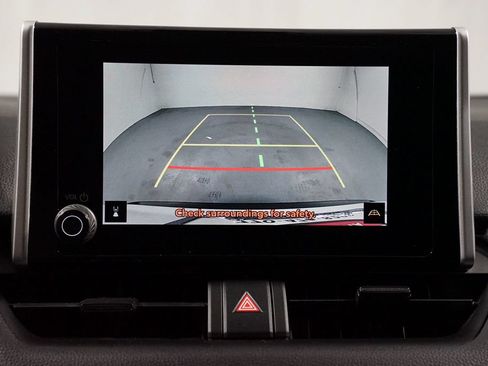 Certified 2025 Toyota RAV4 LE FWD image 19