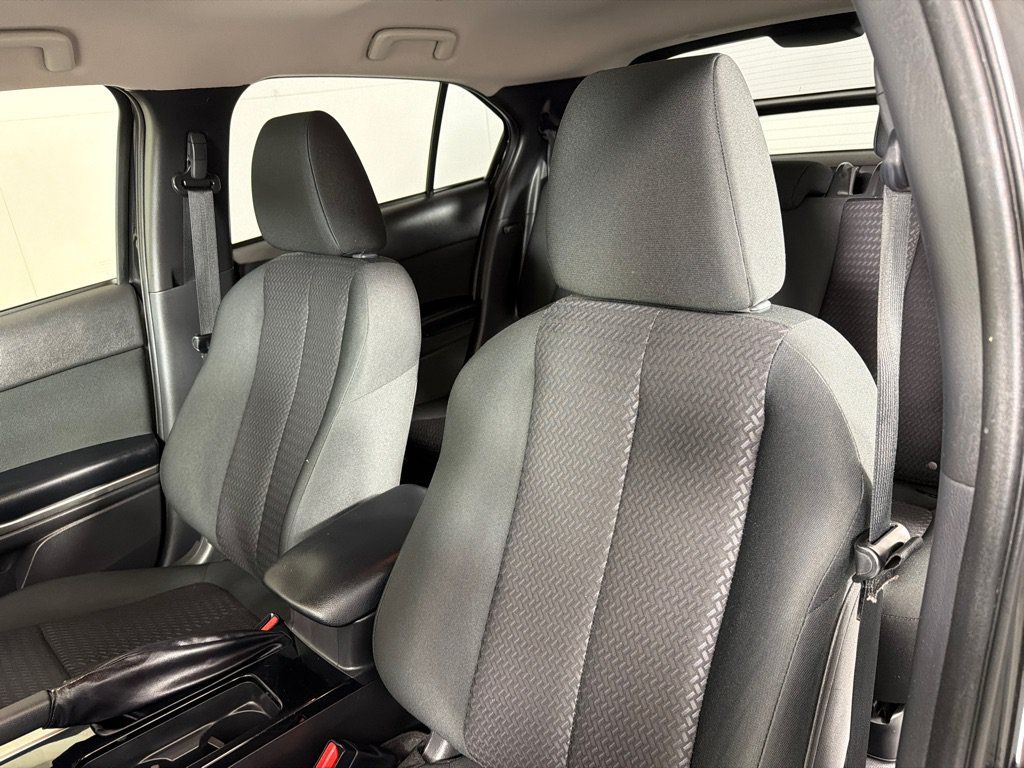 Used 2019 Mitsubishi Eclipse Cross ES AWD/4WD image 13