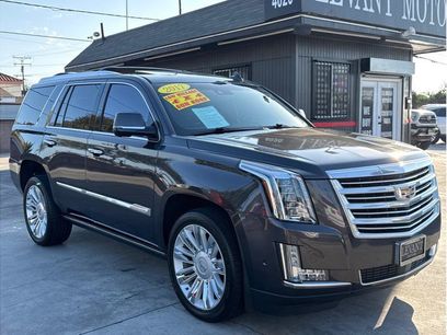 Used 2017 Cadillac Escalade Platinum