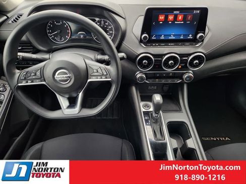 Used 2023 Nissan Sentra SV image 29