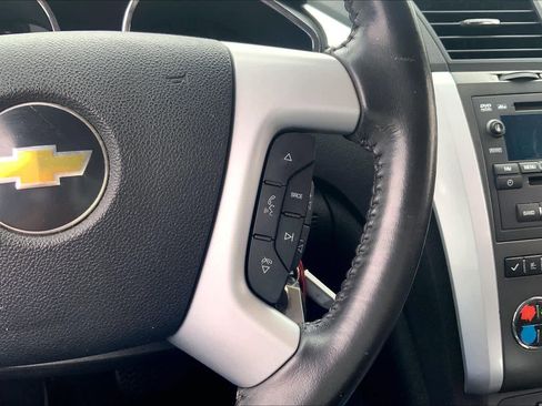 Used 2011 Chevrolet Traverse LT w/ White Premiere Package FWD image 24