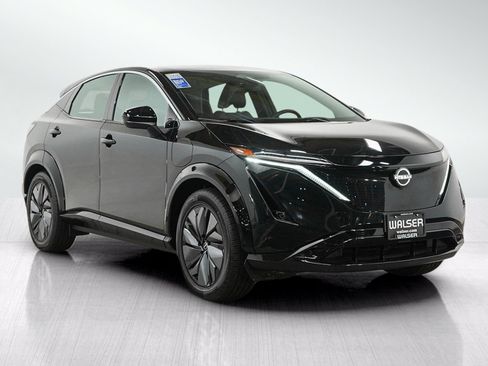 Used 2023 Nissan Ariya FWD image 7