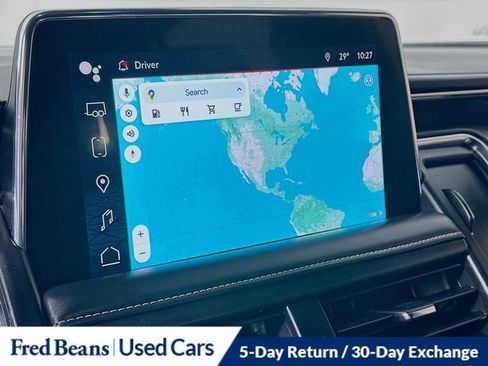 Used 2023 GMC Yukon XL SLT w/ SLT Premium Package image 15