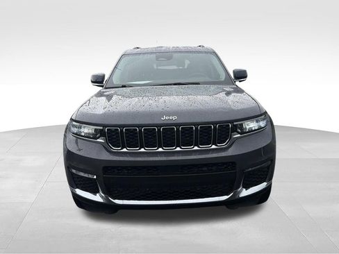 Used 2023 Jeep Grand Cherokee L Limited RWD image 8