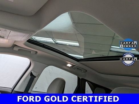 Certified 2022 Ford Escape SE w/ SE Sport Appearance Package image 16