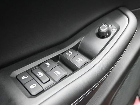 New 2026 Jeep Grand Cherokee L 4WD image 18