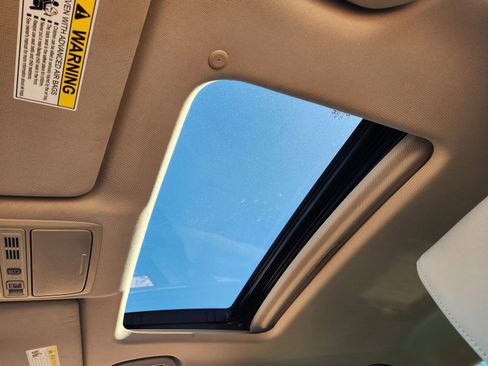 Used 2022 Honda Accord Touring image 29