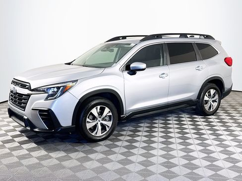 Used 2024 Subaru Ascent Premium AWD/4WD image 4