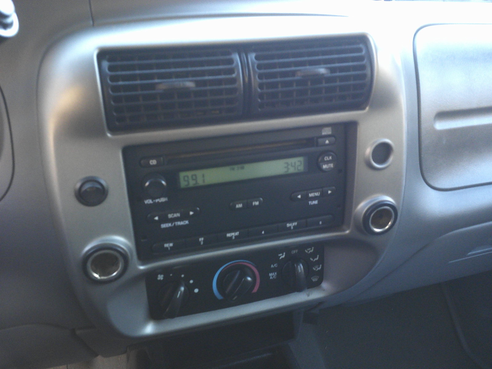 Used 2007 Ford Ranger STX RWD image 14