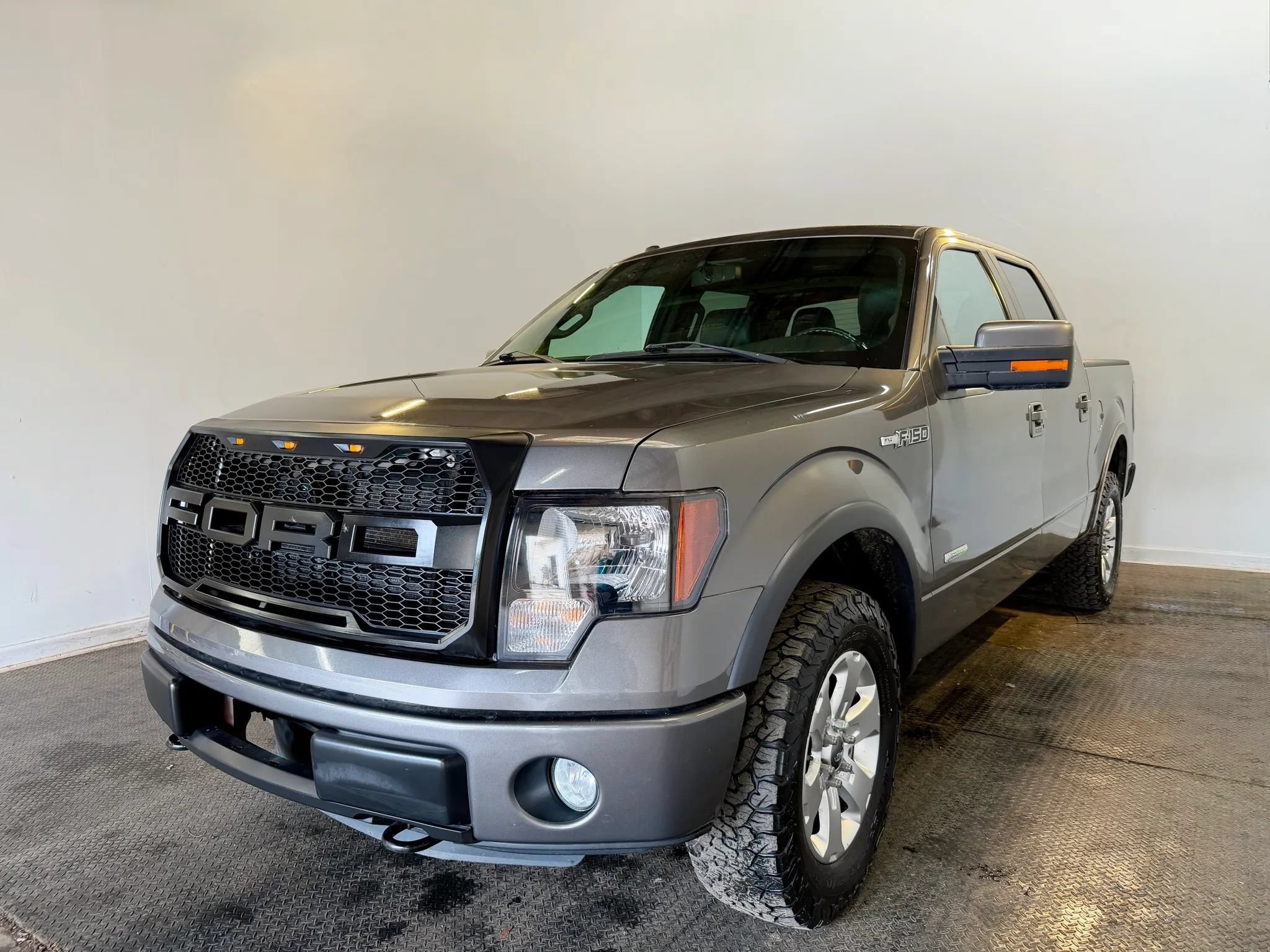 Used 2012 Ford F150 FX4 w/ FX Luxury Pkg AWD/4WD image 2